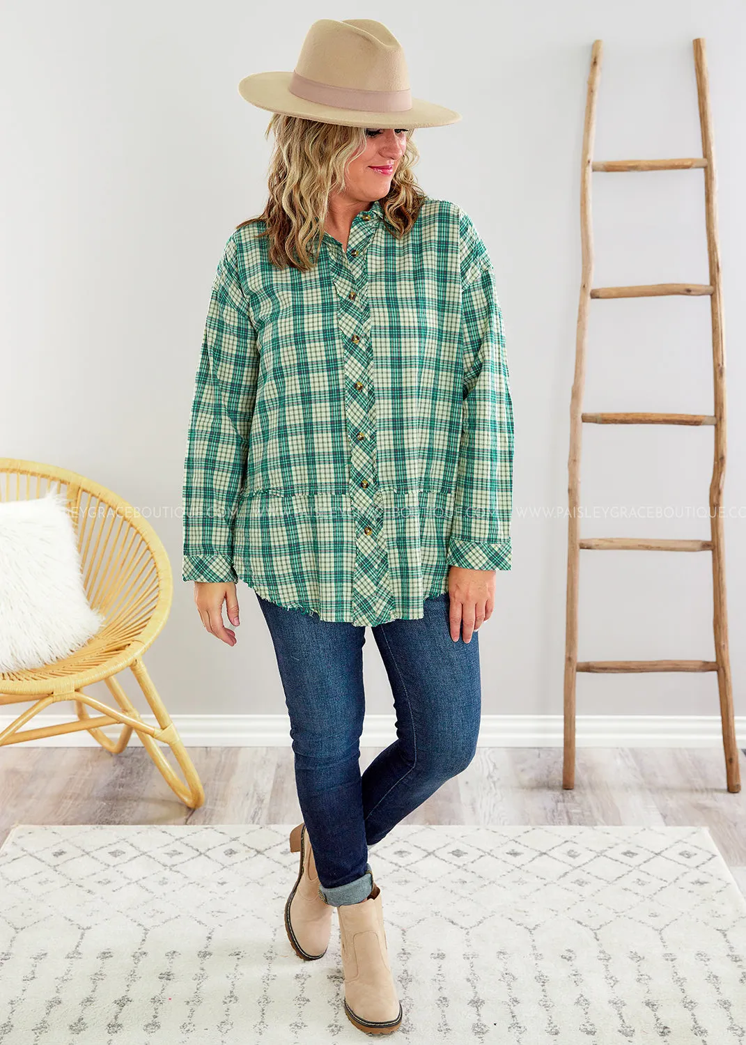 No Place Like Home Top - Sage/Ivory - LAST ONE FINAL SALE